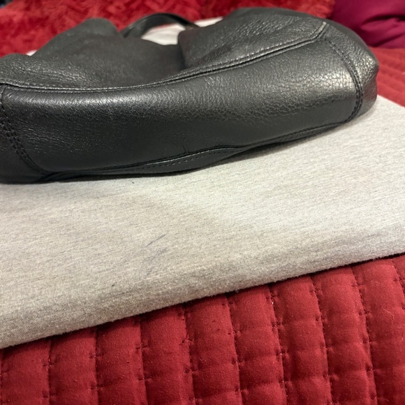 Michael Kors Large Bag - Picture 6 of 12